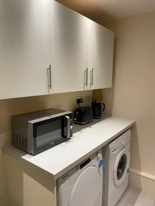 Flat 3 Meadow View Cozy Getaway Apartment Hurst Exterior foto